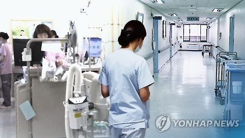"잠 못 자고 언어폭력 시달리는 간호사 병원 떠난다"