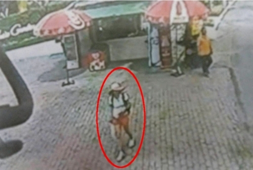 태국 여행중 악어쇼장 인근에서 사라진 중국 여성이 CCTV에 찍힌 모습[사진출처 더 네이션 홈페이지]