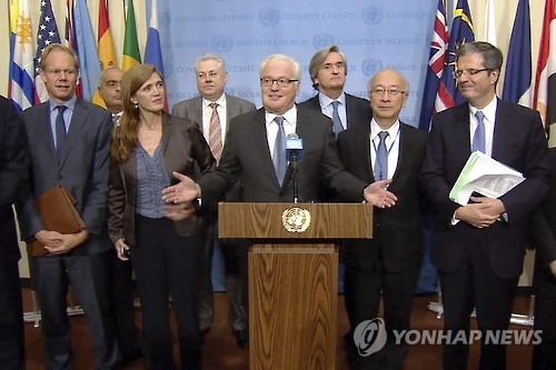 안보리 6차 투표결과 발표하는 비탈리 추르킨 러시아 대사