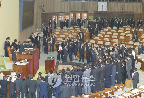2004년 탄핵안 표결 당시 모습