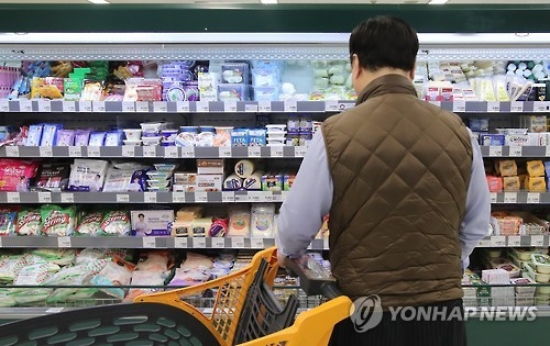 설 지나면 내릴 줄 알았던 밥상물가 고공행진…주부들 한숨 - 2