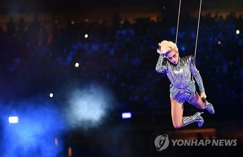 레이디 가가의 `하프타임 쇼'