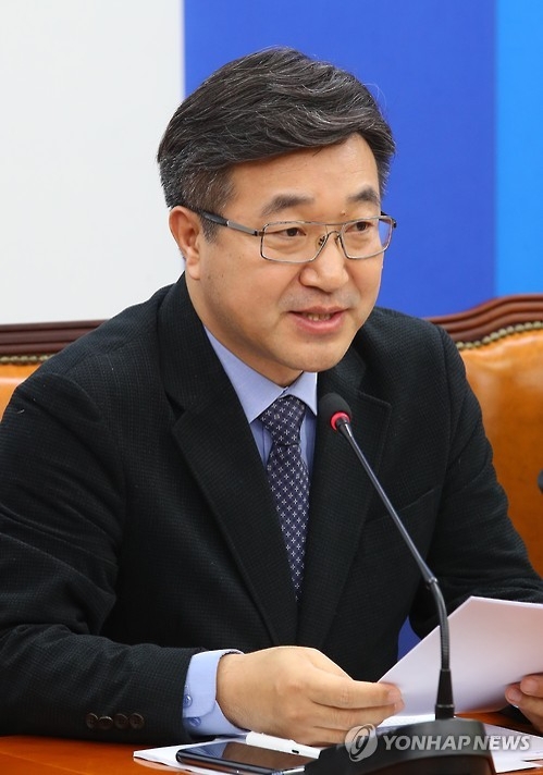 민주 "돈받고 집회 참가하면 처벌"…집시법 개정안 발의 - 1