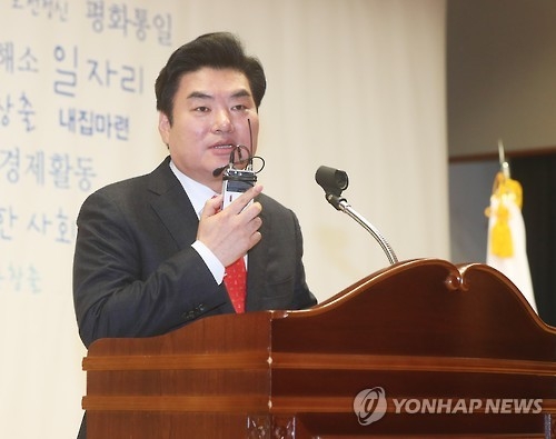 원유철, 이재용 구속에 "법원 판단 존중해야" - 1