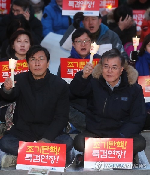 '대세몰이' 文, 안보공세 차단…시험대 오른 安, 집토끼 공략 - 1