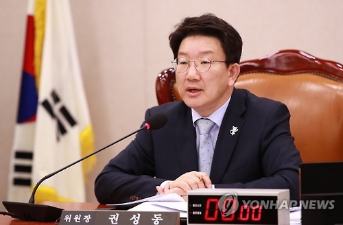 바른정당 소속 권성동 국회 법제사법위원장(자료사진)