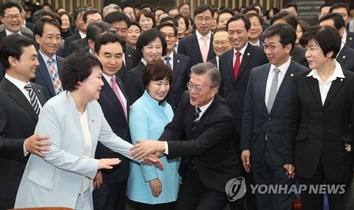 文통합선대위 사령탑에 秋…"안희정 이재명 박원순 김부겸 함께"(종합) - 1