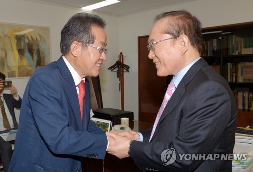 홍준표 "바른정당은 대선변수 안돼…연대 아니라 합당"(종합2보) - 2