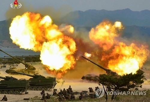 북한, 군 창건 기념일 화력훈련으로 무력시위