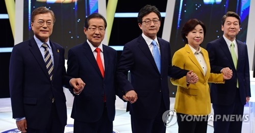 "문재인 38%, 안철수 20%, 홍준표 16%"<갤럽> - 1