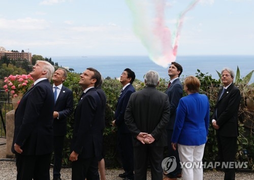 이탈리아 타오르미나에 모인 G7 정상과 EU 대표단 [AFP=연합뉴스] 