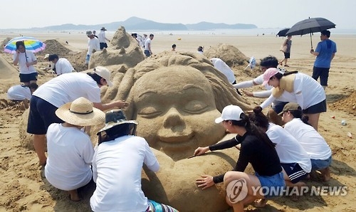 태안 신두리 모래조각 페스티벌