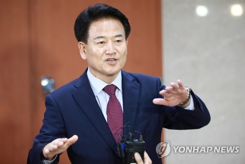 국민의당 당권주자 치열한 공방…安 출마에 千·鄭 '맹폭'(종합) - 3