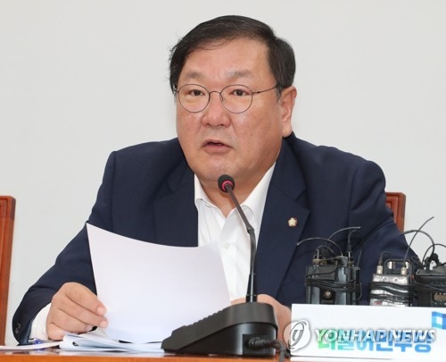 김태년 "보유세 논의, 매우 이르지만 배제 않을 것" - 1