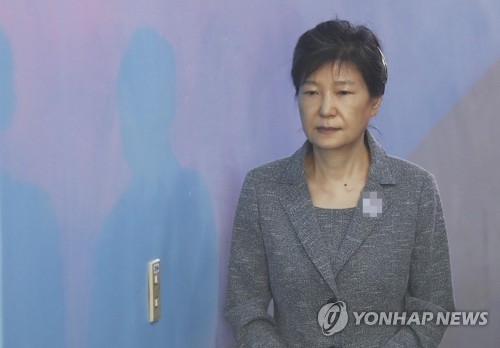 한국당, 박前대통령 출당 문제 논란…갈등 재연 조짐(종합2보) - 2