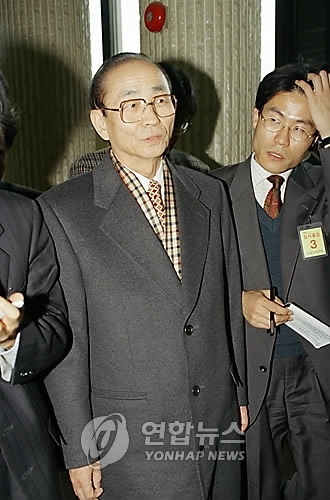 '반도체 신화'의 초석, 강진구 전 삼성전자 회장 별세 - 1