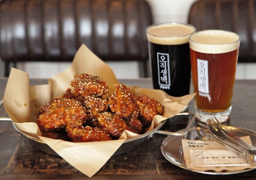 생활맥주, 크리스피 치킨 매운맛 '레드' 출시 - 1