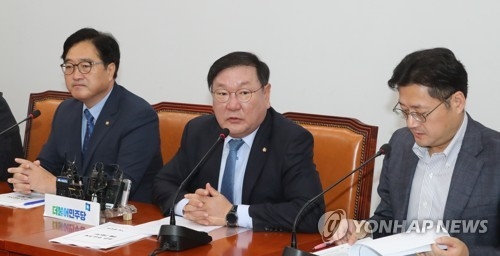 與, 호남 SOC예산 홀대론 강력반박…"지역주의 적폐" - 1