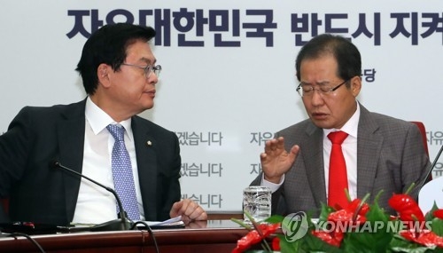 野 "文정부 안보포기"…'전술핵 반대·대북지원' 맹공 - 1