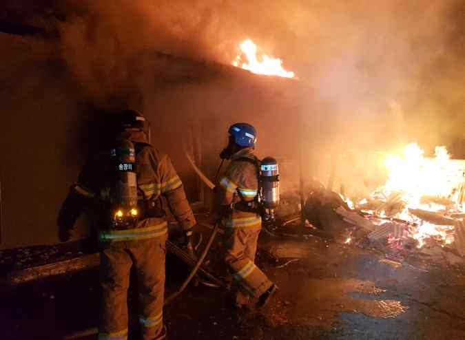 금산 주택화재로 80대 노인 숨져
