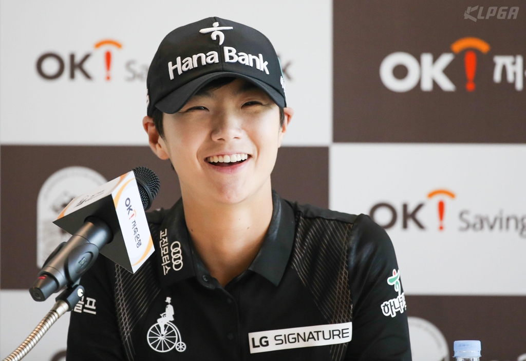 활짝 웃는 박성현.(KLPGA 제공)