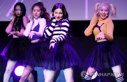 모모랜드가 돌아왔다
