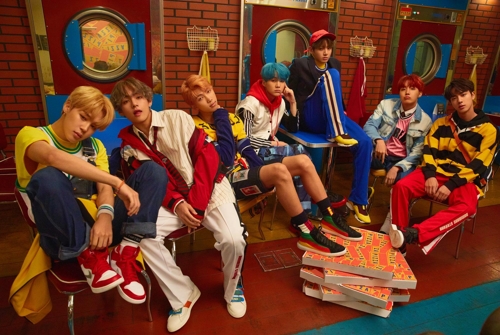 세계에 포진한 팬덤 '아미'를 이끄는 방탄소년단