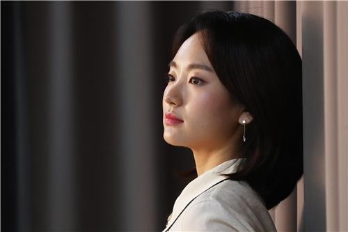배우 원진아