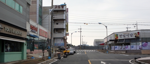 한산한 성동조선 인근 상가