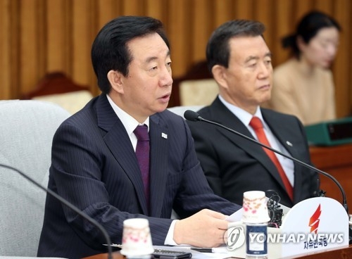 한국당, '미투' 고리로 공세 강화…문 대통령 사과도 요구 - 1