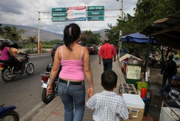 정치·경제 위기를 피해 국경을 넘는 베네수엘라 주민들 [국영 뉴스통신 아젠시아 브라질]