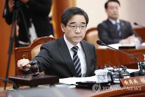 선관위, 靑 '김기식 질의' 결론낸듯…"문구 정리후 곧 발표" - 1
