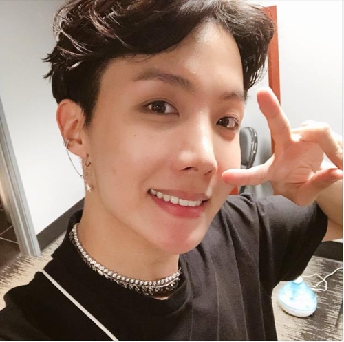 방탄소년단 제이홉 '여러분 다시 만나요'