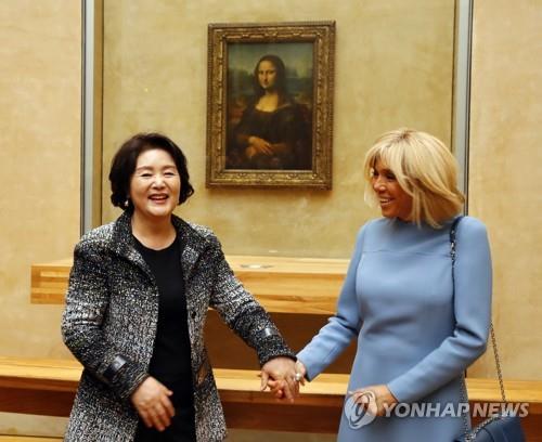 전설이 된 '패션 아이콘'…브랜드혁명으로 '죽은 샤넬' 살려내다(종합) - 6