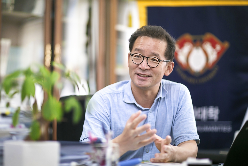 김종복 경희대 영어영문학과 교수