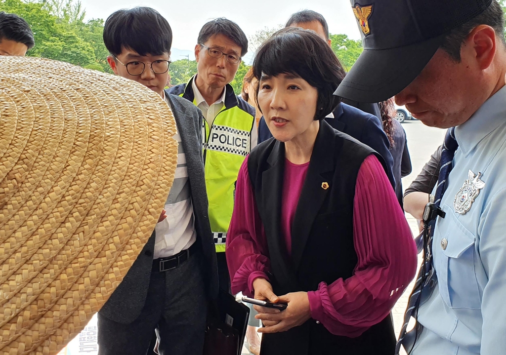 시민단체 만난 김지수 경남도의회 의장