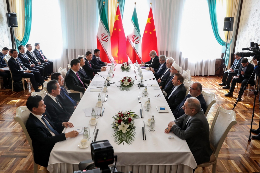 14일 SCO 정상회의에서 열린 중-이란 고위급 회의