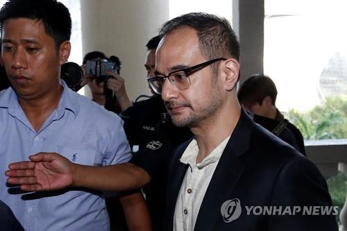 5일 쿠알라룸푸르 법원에 출석한 리자 아지즈