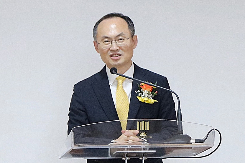 퇴임사 하는 정수봉 광주지검 차장검사