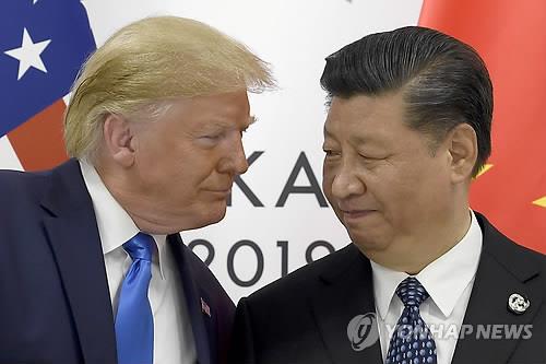 트럼프-시진핑 '팽팽한 기 싸움' 