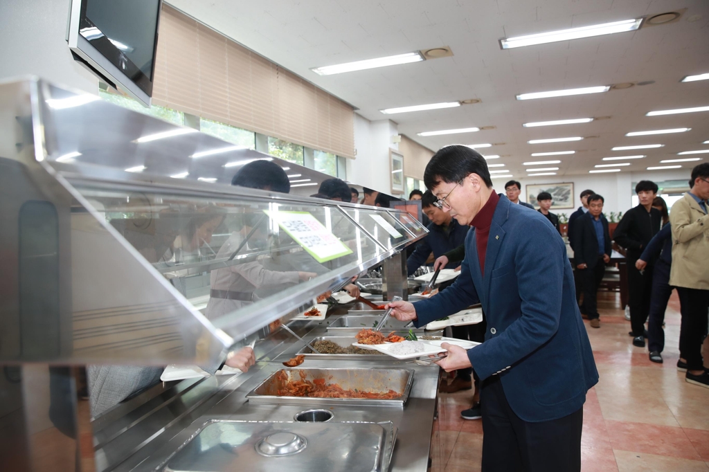 "돼지고기 안심하고 드세요"
