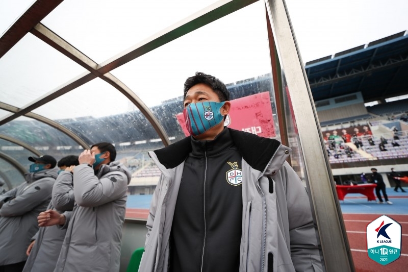K리그2 사령탑 데뷔전에서 승리를 따낸 이민성 대전하나시티즌 감독.