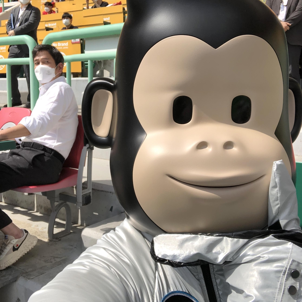 정용진 신세계그룹 부회장과 '제이릴라'