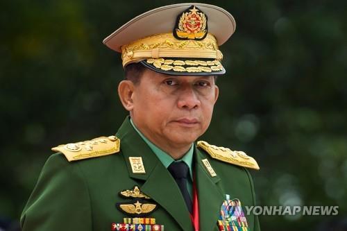 쿠데타로 전권을 쥐게 된 민 아웅 흘라잉 미얀마군 최고사령관(자료사진)