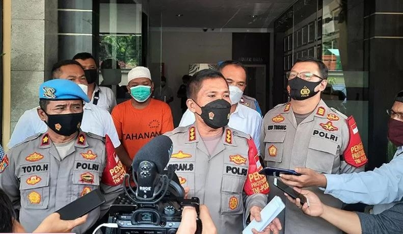 인도네시아 경찰 "이슬람교리 선생이 유명해지려고 기획"