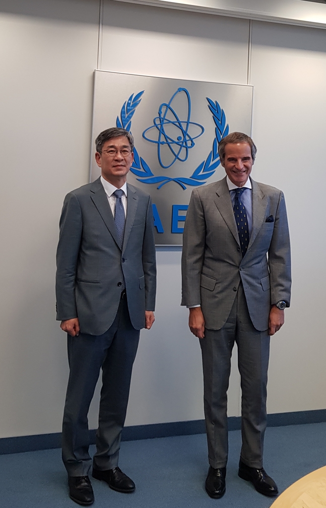 함상욱 외교부 다자외교조정관, 라파엘 그로시 국제원자력기구(IAEA) 사무총장 면담