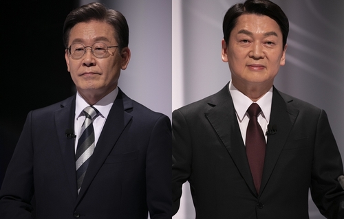 이재명 더불어민주당 대선후보 - 안철수 국민의당 대선 후보