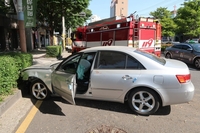 부산 골목길서 차량이 보행자 치어…운전자 포함 4명 부상