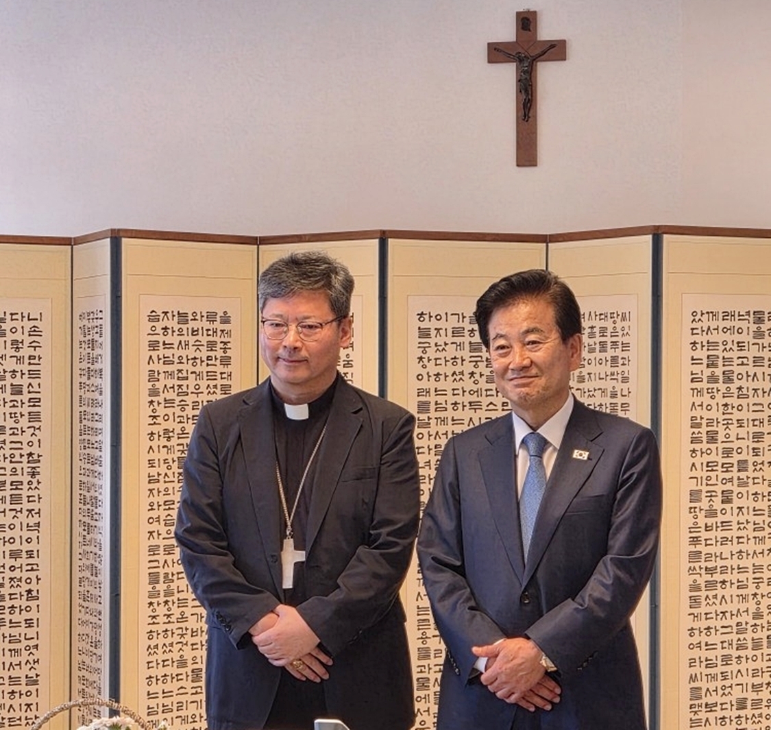 정동영 통일부 장관, 정순택 대주교 예방