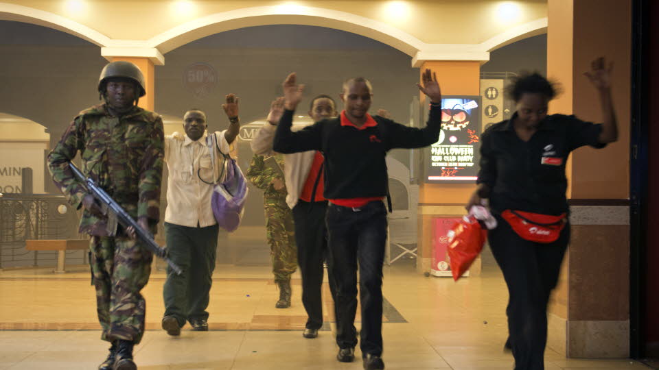 케냐군 "인질 거의 구출…쇼핑몰 대부분 장악"